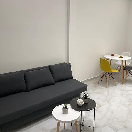 Luxury Apartment Next To Agias Sofias Thessaloníki Luaran gambar